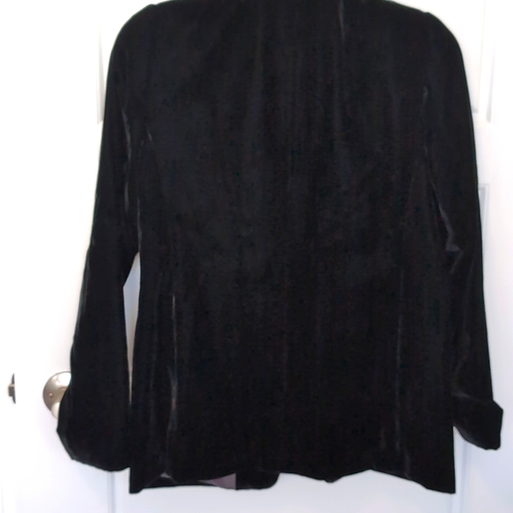 BANANA REPUBLIC Black Blazer in Women's size 4 Petite (4P) - Picture 3 of 6